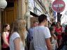 vor dem Hotel 01